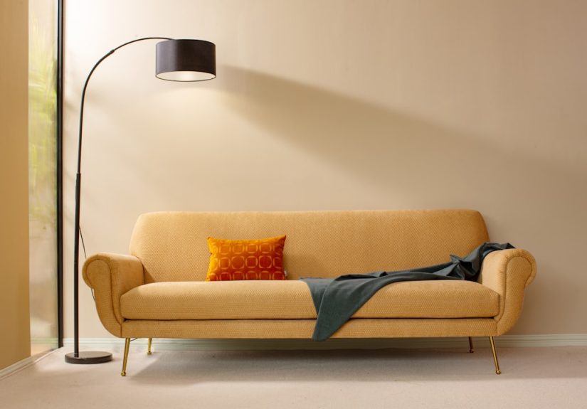 Photo floor lamp